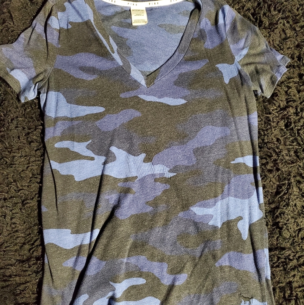 Pink t-shirt